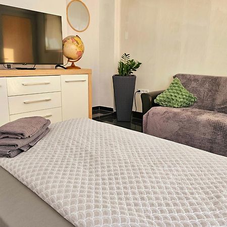 Gästeappartement Viktoria Sinsheim Exteriör bild